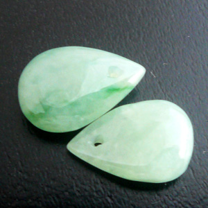 ティアドロップのひすいパーツ(1個）