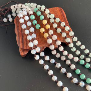 天然翡翠珠ネックレス紐