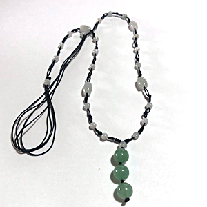 オール翡翠のペンダント